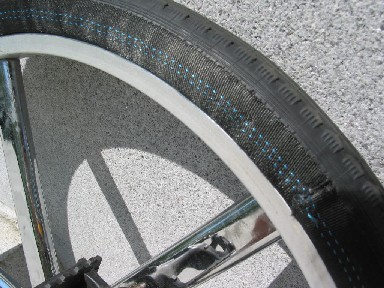 close-up webbing on 24 inch